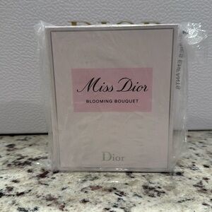 Miss Dior Blooming Bouquet Set